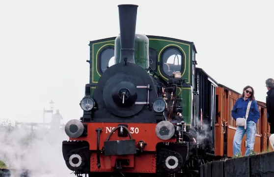 包車專享：霍倫蒸汽火車博物館+復古鐵路之旅+霍夫特塔城堡