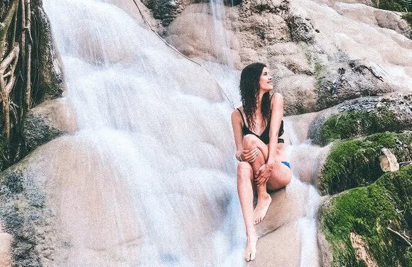 清邁昌泰大象保護營+粘粘瀑布+竹筏漂流一日遊