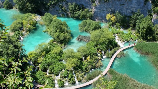 From Zadar: Plitvice Lakes with Boat Ride & Zadar Old town tour