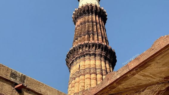 Dall'aeroporto di Delhi: esplora Delhi con un tour guidato durante lo scalo