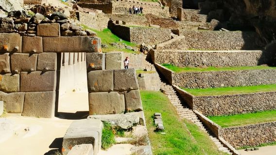 Cusco: Valley Vip Tour Maras Moray Salineras Chinchero Pisac