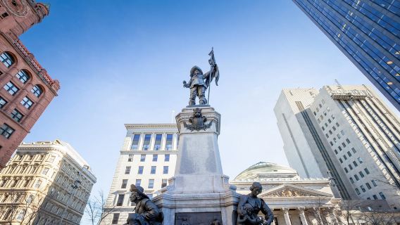 Tour a piedi privato guidato dei punti salienti della Vecchia Montréal
