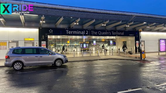 Traslado privado: Heathrow a/desde la Universidad de Warwick