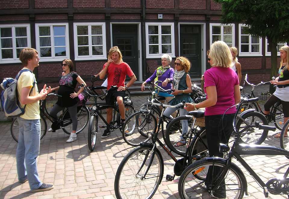 Guided Hamburg City Bike Tour | Trip.com