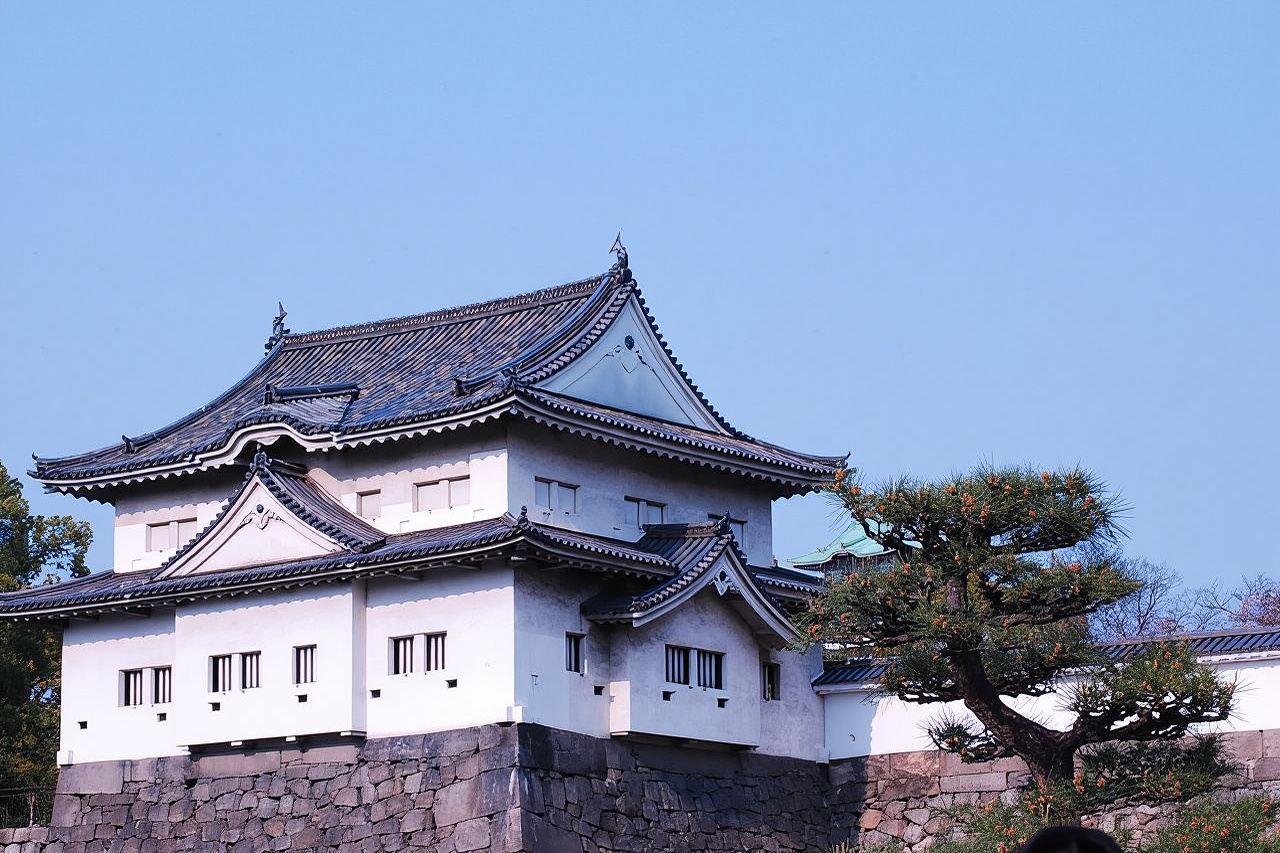 Osaka: Explore Osaka Castle Guided Tour