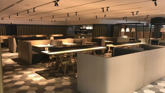 BLOSSOM Lounge im Terminal 4 des Flughafens Changi in Singapur - VIP-Lounge mit garantierter Sicherheit