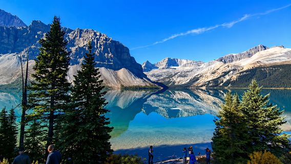 Columbia Icefield: Bow Lake, Peyto Lake, Crowfoot Glacier