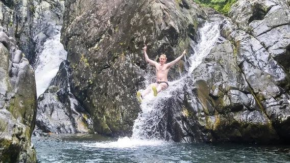 Excursión de un día a la selva tropical de El Yunque en grupo reducido con transporte incluido.