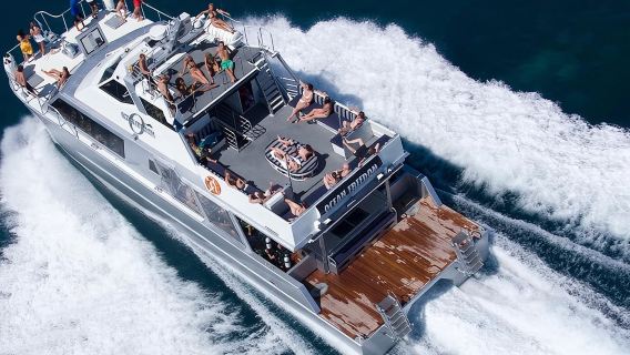 Ocean Freedom Great Barrier Reef Luxury Snorkel and Dive Cruise