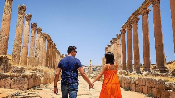 From Amman: Private Full Day Tour to Jerash , Ajloun & Um Qais 