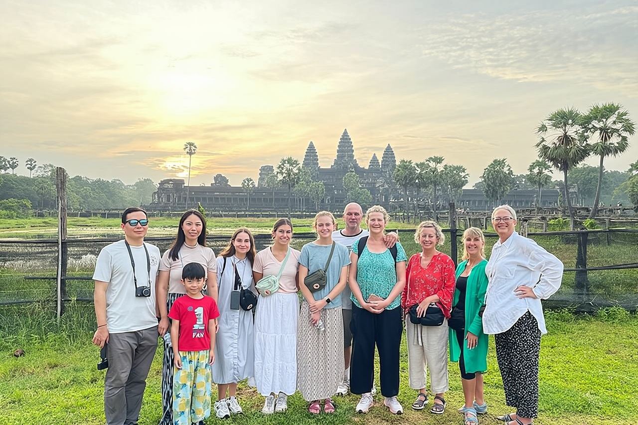 Siem Reap: Angkor Wat all'alba Esplora i templi più iconici