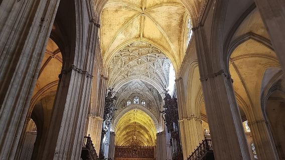 Tour della Cattedrale di Siviglia con biglietti e ingresso salta fila