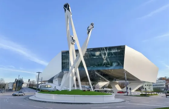 德國斯圖加特保時捷博物館+梅塞德斯奔馳博物館一日遊丨上門接送