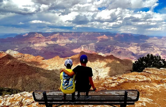 從拉斯維加斯向南前往大峽谷國家公園，含午餐和無線網絡