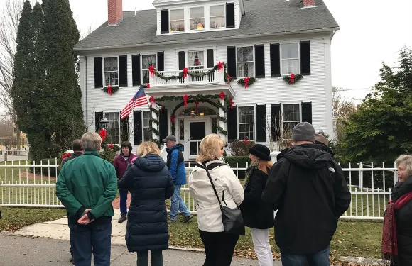 穿越時光之旅：肯尼邦克港200多年歷史慶典！