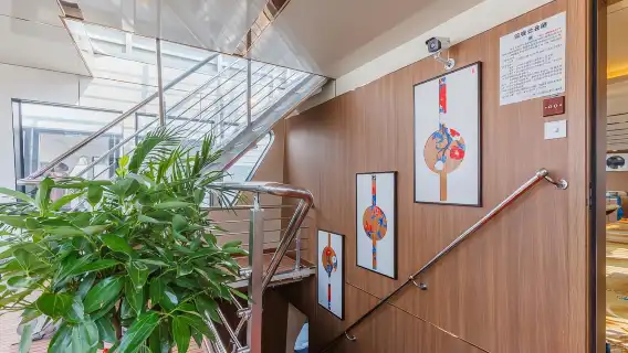 漓江四星遊船+遇龍河竹筏漂流+十里畫廊+古鎮8人/巴士團