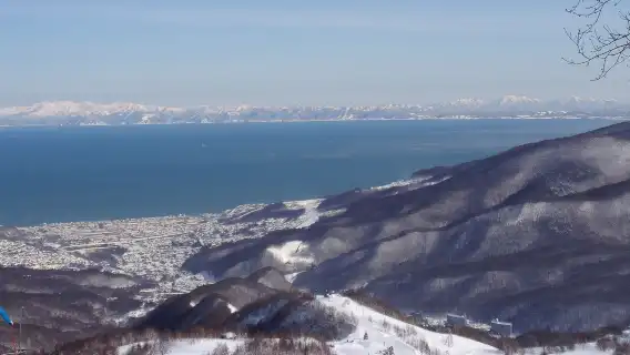 日本北海道札幌朝裡川溫泉滑雪場一日遊【札幌出發 中英教練可選】