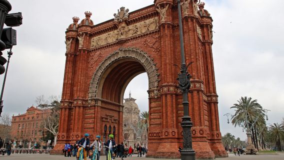 Barcellona: tour in bici elettrica della collina di Montjuic