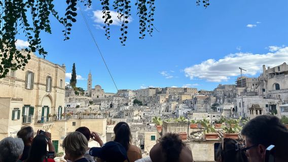 Tour de Alberobello y Matera con degustación y guía desde Bari