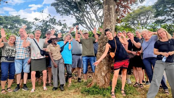 Halbtagestour zu einem Kaffeefarmdorf und einer Kaffeefabrik inklusive Abholung