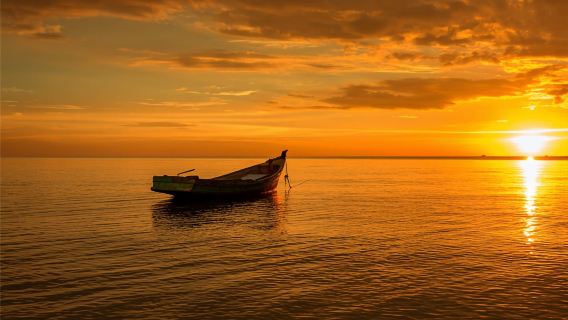 Pesta BBQ dan matahari terbenam di pulau Phu Quoc