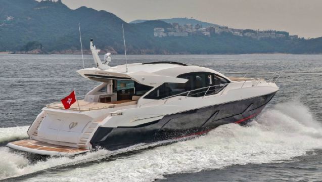 【香港遊艇包船出海】香港Sunseeker P74豪華遊艇包船出海觀光海釣玩樂或夜遊維港～暢享水上娛樂與醉美海景～