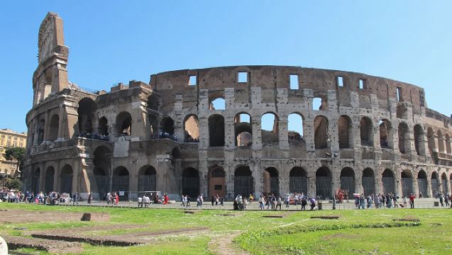 義大利羅馬來回【布拉恰諾+競技場】中文包車深度一日遊