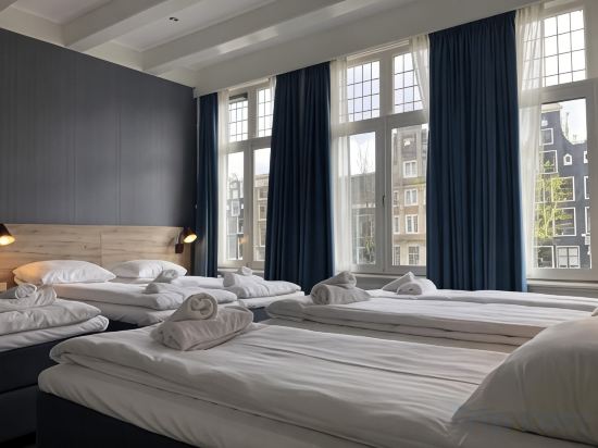 Facade Hotel Amsterdam Room Type - Deluxe Family Room