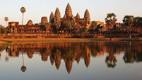 Tour privato in tuk-tuk di Angkor Wat (opzione alba) e altro ancora