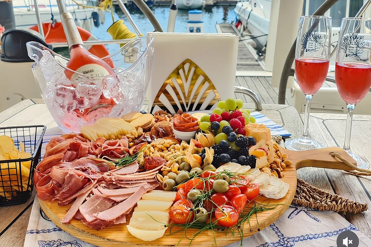 Porto: Wein- und Käseverkostung auf einem Segelboot auf dem Douro