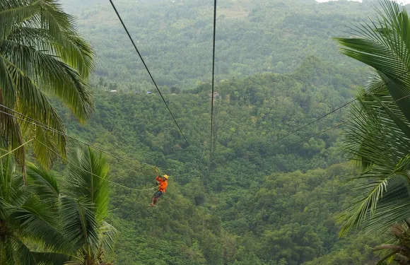 卡瓦山瀑布峽谷探險體驗（含午餐）