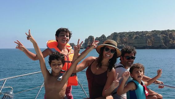 Half-Day Private Cruise with Drinks and Nibbles Included in Lagos