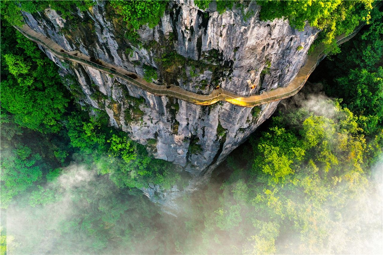 矮寨大橋+懸崖棧道+芙蓉鎮景區一日遊【一單一團，獨立成團】