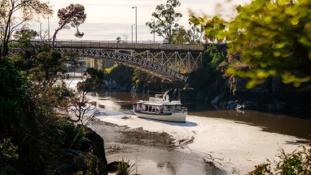 Fahrt durch die Cataract Gorge um 11:30 Uhr