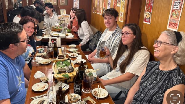 Eat and Drink Like a Local-Hidden Taverns & Ramen in Ueno, Tokyo