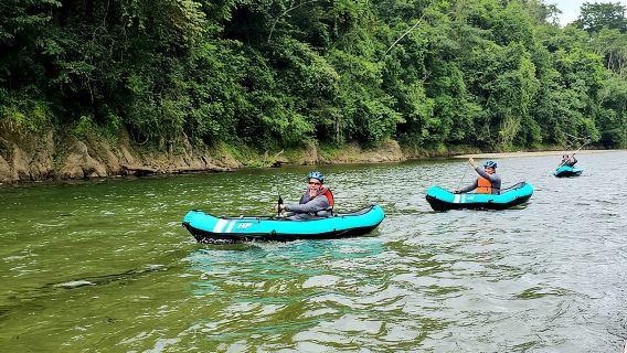 Full Rainforest Experience: Kayaks, Waterfall and Embera village