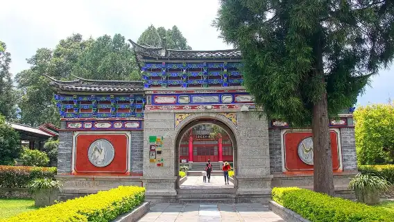 หมู่บ้านหุยสะพานหวู่หลี่และตงเหลียนหัว (ดอกบัวตะวันออก) + ทัวร์มุสลิมคฤหาสน์และสุสานตู้เหวินซิ่ว