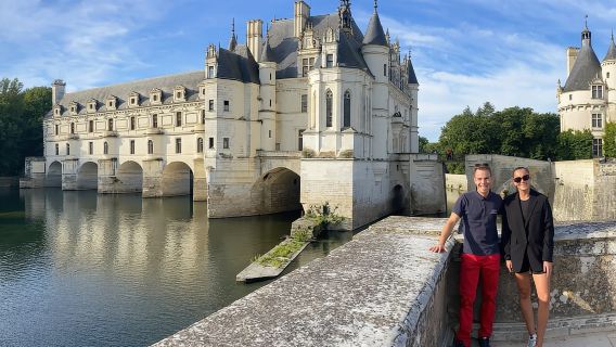 From Tours: Chambord, Chenonceau & Lunch at Family Chateau