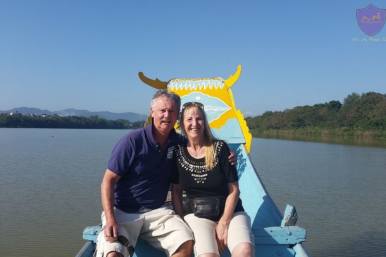 Crociera/escursione in barca privata a Hue al tramonto