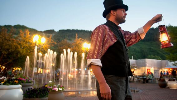 Aspen: Dark History Ghost-Themed Guided Walking Tour