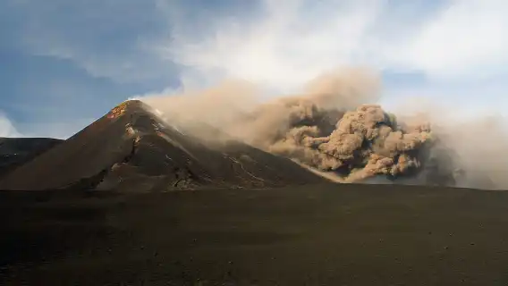 From Syracuse: Mount Etna Volcano Morning Trekking Tour