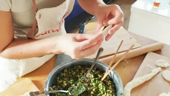 Eatwith-Beijing-Come and Learn How to Make Chinese Staple Food