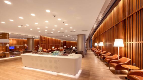 Lounge-adgangsbillet til Hamad International Airport (DOH) i Doha, Qatar | VIP-lounge | Transitlounge med mad, drikke og bad
