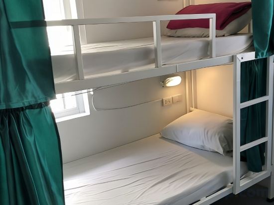 PLOY Hostel Room Type - Bed in 8-Bed Female Dorm (Female Only)