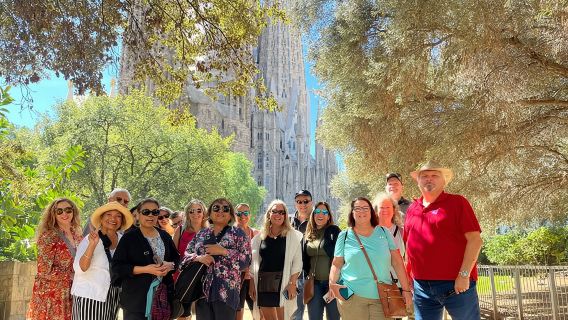 Il meglio di Barcellona: tour della Sagrada Familia e del Parco Güell con prelievo