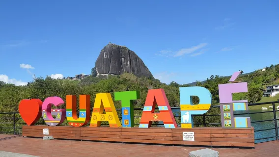 Private tour to Guatape with a local