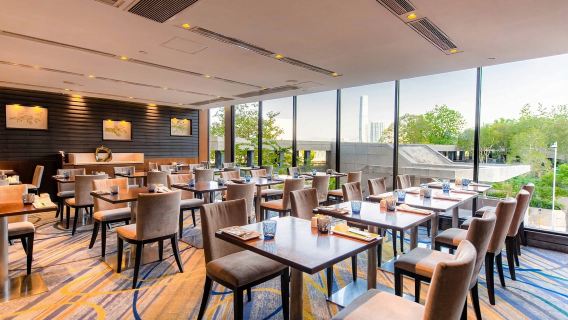 Hongkong Harbourview International | Mittagsbuffet/Abendbuffet im Harbourview Restaurant (bis zu 40% Rabatt)