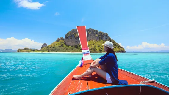 1-day tour to Fantastic Four Islands from Krabi with speedboating/longtail boat snorkeling and Railay Beach