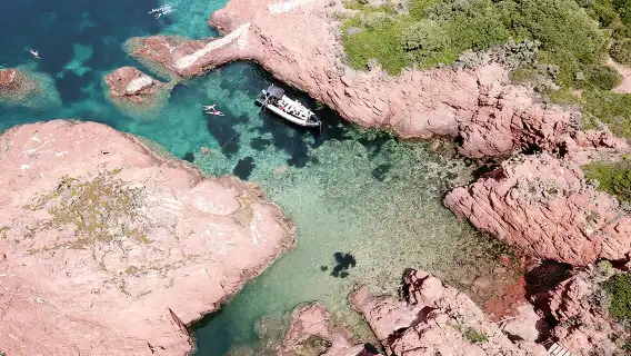 Departure from Saint-Raphaël - The creeks of Estérel
