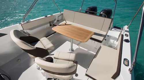 2Hrs private Sea escape Cruise, Swim, Tan & Sightsee! Day Tours 7
